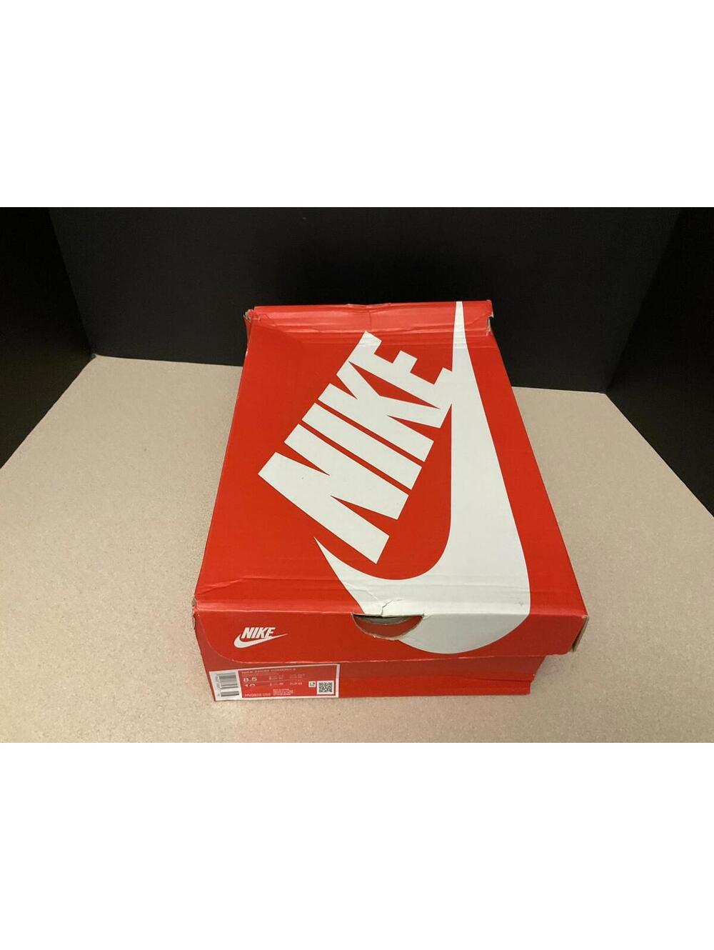 New! Mens Nike Zoom Vomero 5 Metallic Silver/Red/Black Running Shoes. Size 8.5. - Picture 3 of 9